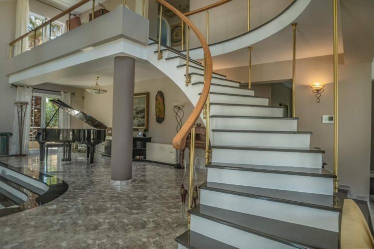 Vila Rodami Artisan Manor *